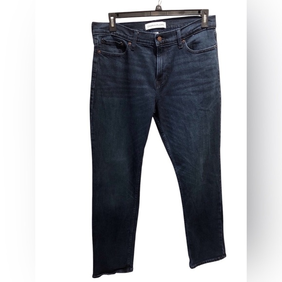 Calvin Klein Designer Mens 34x32 (Actual Wait size 36) Dark wash Blue Jeans - Picture 1 of 6
